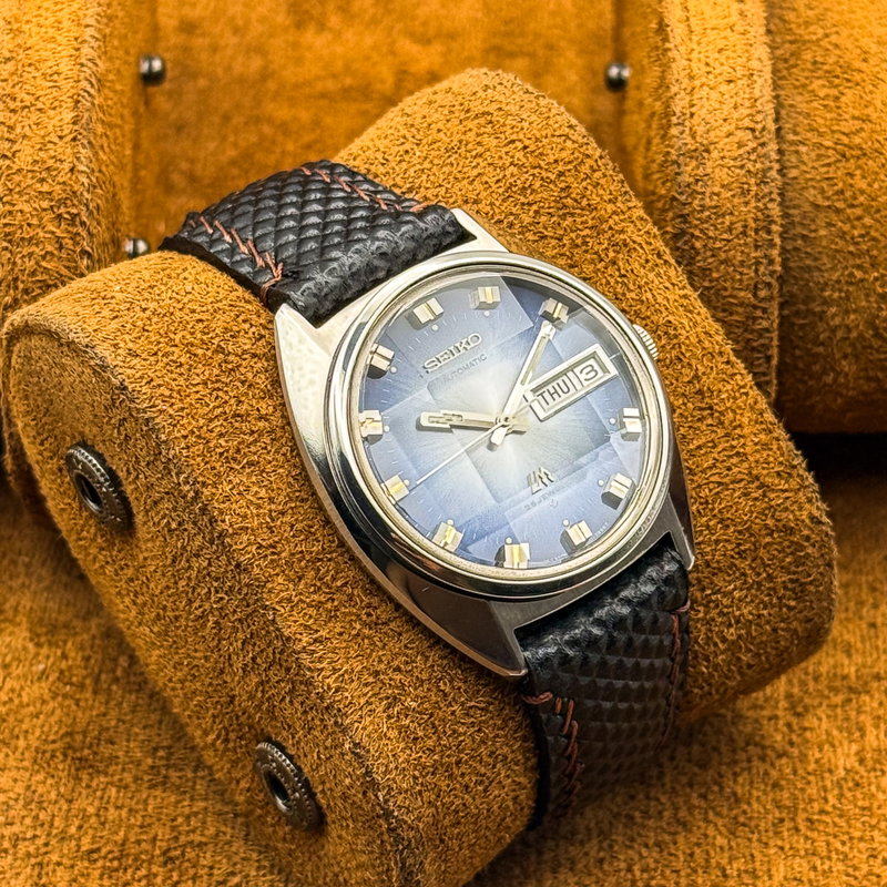 Seiko Seiko - Lord Matic "Gradient Blue Sunburst" [Near-Mint] - No reserve price - 5606-7230 - Men - 1973 vintage watch - image 17