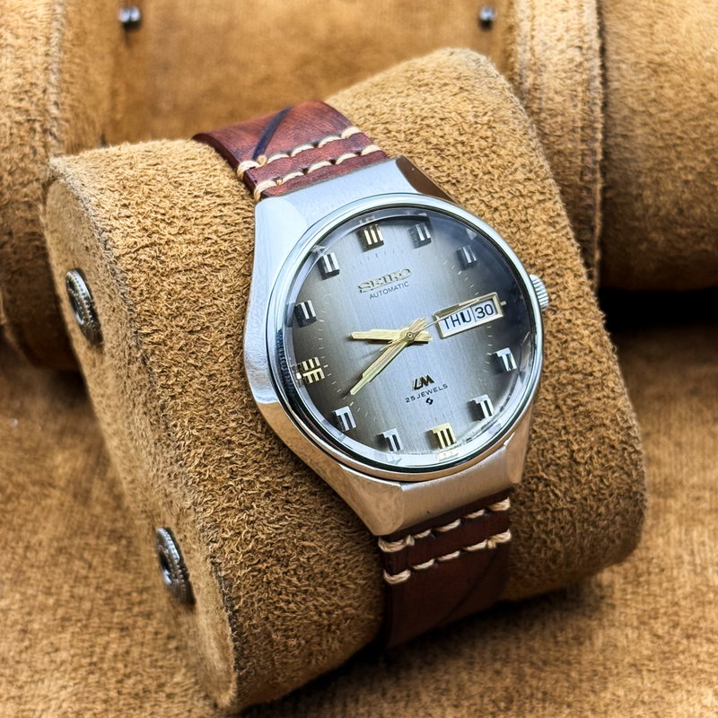 Seiko Seiko - Lord Matic "Gradient Charcoal Grey Sunburst" 晶紋 – Shōmon – Crystal Pattern - No reserve price - 5606-7290 - Men - 1974 vintage watch - image 13
