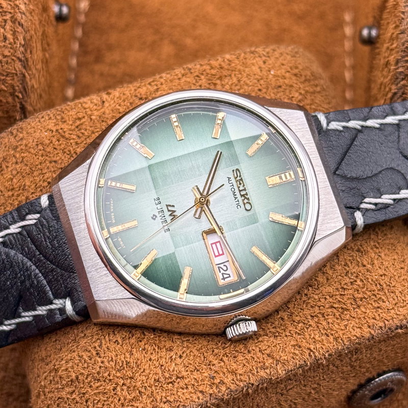 Seiko Seiko - Lord Matic "Gradient Green Sunburst" 翠輝 (Suiki) – Emerald Radiance - No reserve price - 5606-8110 - Men - 1975 vintage watch - image 26