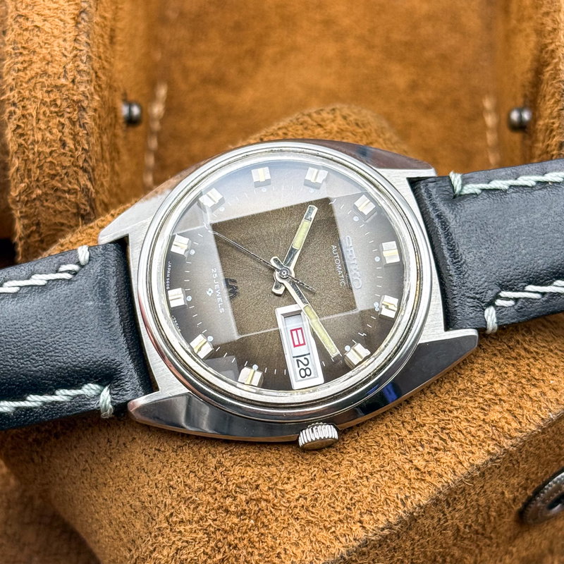 Seiko Seiko - Lord Matic "Gradient Golden Sunburst" 瑞光 – Zuikō – Auspicious Light - No reserve price - 5606-7231 - Men - 1974 vintage watch - image 26