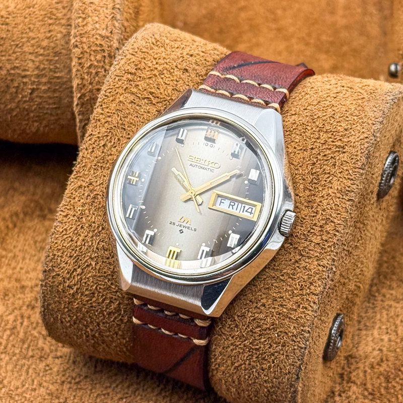 Seiko Seiko - Lord Matic "Gradient Charcoal Grey Sunburst" 王映 – Ōei – Royal Reflection - No reserve price - 5606-7290 - Men - 1973 vintage watch - image 13