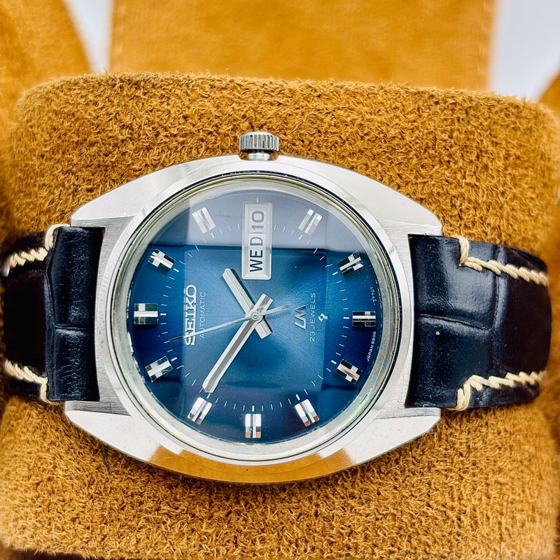 Seiko Seiko - Lord Matic "Gradient Blue Sunburst" 王藍 (Ōran) – Royal Blue - No reserve price - 5606-7231 - Men - 1974 vintage watch - image 4