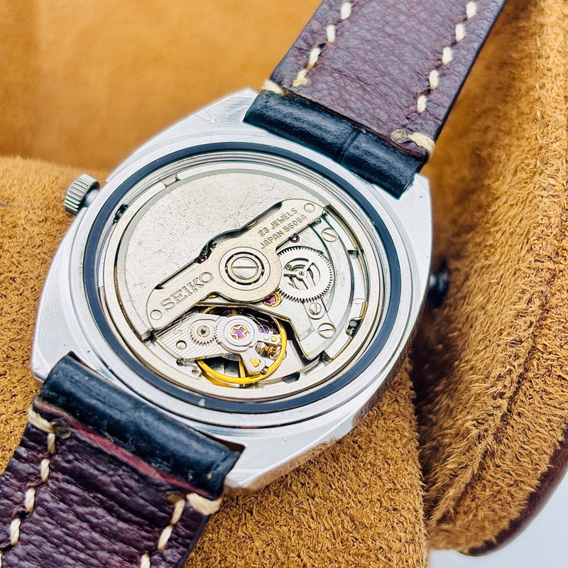 Seiko Seiko - Lord Matic "Gradient Blue Sunburst" 王藍 (Ōran) – Royal Blue - No reserve price - 5606-7231 - Men - 1974 vintage watch - image 17