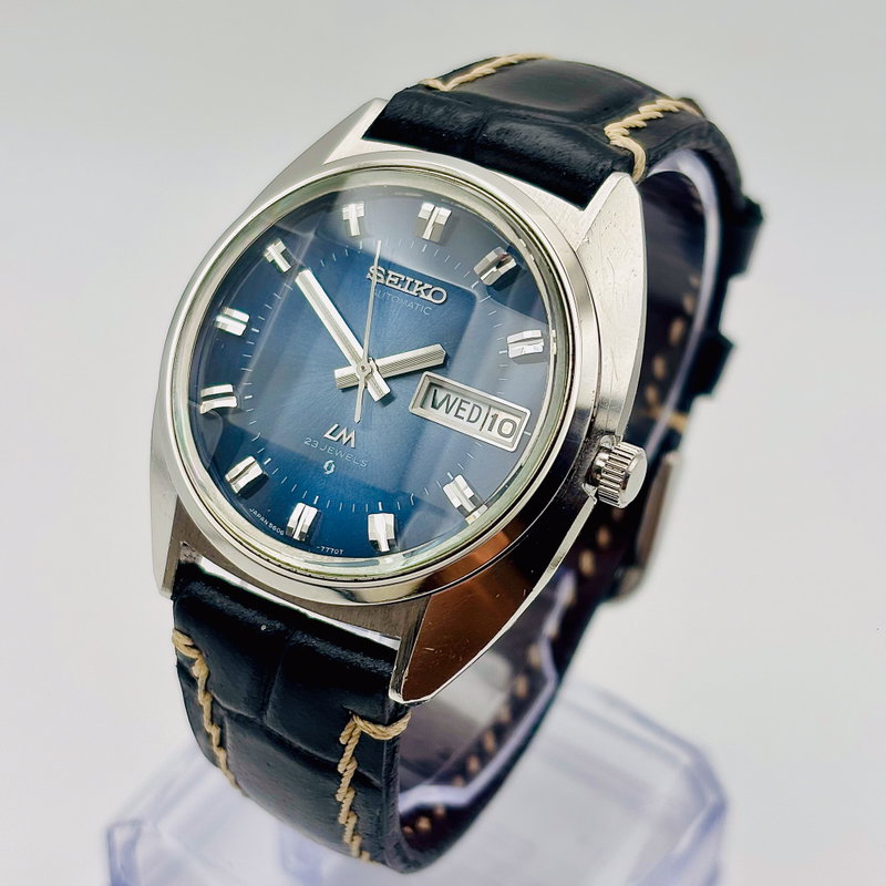 Seiko Seiko - Lord Matic "Gradient Blue Sunburst" 王藍 (Ōran) – Royal Blue - No reserve price - 5606-7231 - Men - 1974 vintage watch - image 1