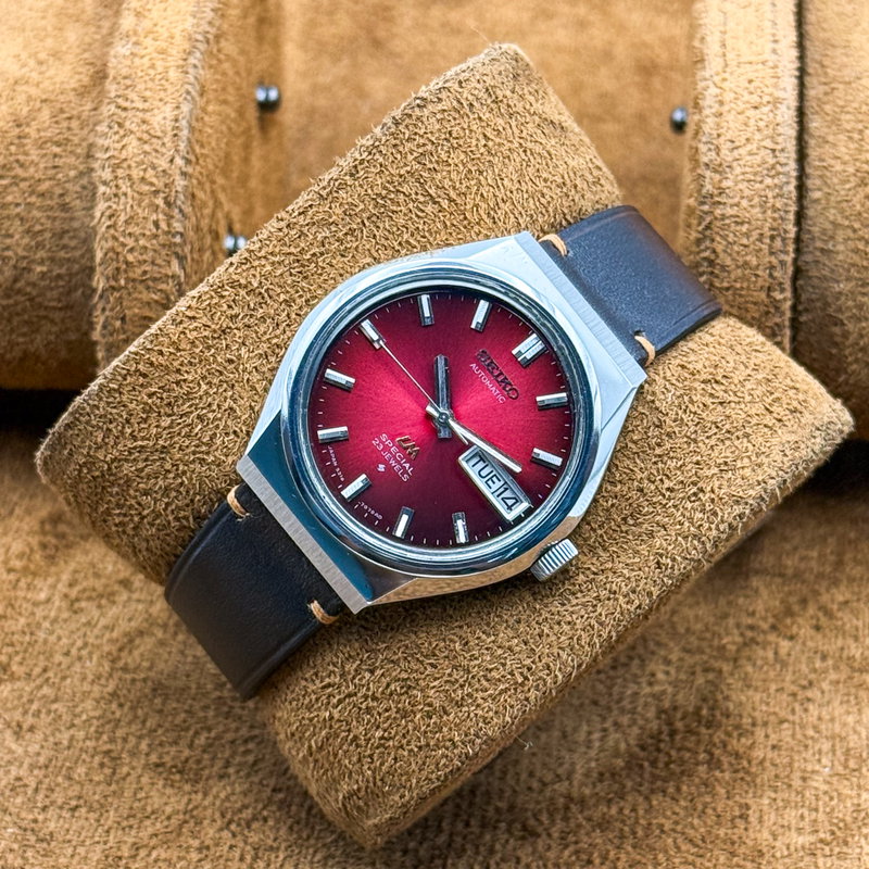 Seiko Seiko - Lord Matic Special "Gradient Red Sunburst" 真跡 (Shinseki) – True Trace - No reserve price - 5216-7070 - Men - 1975 vintage watch - image 14