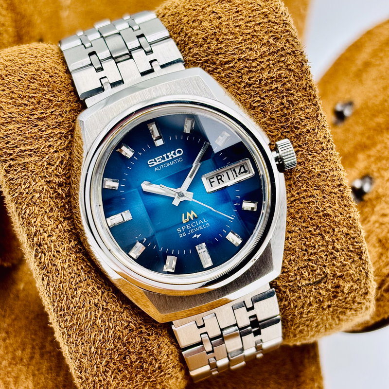 Seiko Seiko - Lord Matic Special "Gradient Deep Blue" 虚光 – Kyokō – Ethereal Light - 5216-6020 - Men - 1974 vintage watch - image 11