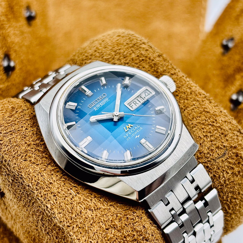 Seiko Seiko - Lord Matic Special "Gradient Deep Blue" 虚光 – Kyokō – Ethereal Light - 5216-6020 - Men - 1974 vintage watch - image 12