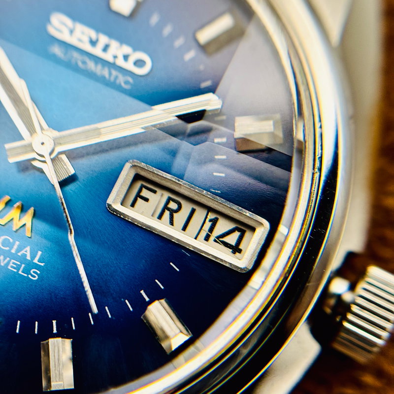 Seiko Seiko - Lord Matic Special "Gradient Deep Blue" 虚光 – Kyokō – Ethereal Light - 5216-6020 - Men - 1974 vintage watch - image 16