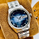 Seiko - Lord Matic "Gradient Blue Sunburst" 論紋 (Ronmon) – Pattern of Logic - No reserve price - 5606-7231 - Men - 1973
