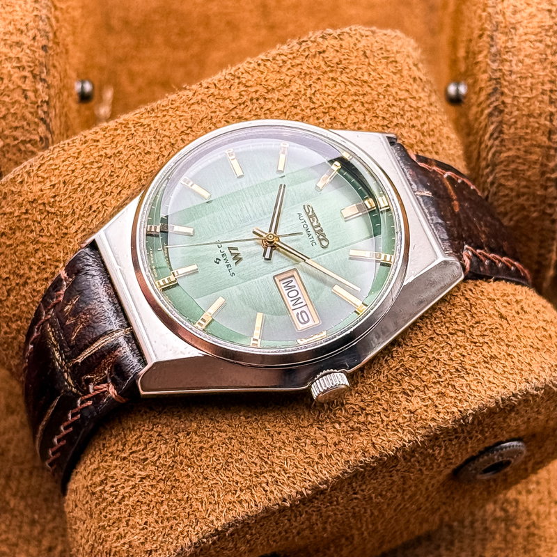 Seiko Seiko - Lord Matic "Gradient Green Sunburst" 翠王 (Suiō) – Emerald King - No reserve price - 5606-8110 - Men - 1975 vintage watch - image 16