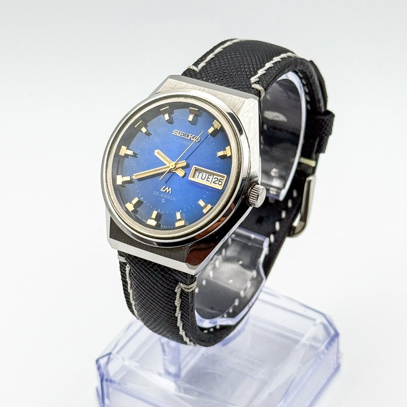 Seiko Seiko - Lord Matic "Gradient Blue Sunburst" 軌跡 (Kiseki) – Orbit Trace - No reserve price - 5606-7320 - Men - 1973 vintage watch - image 2