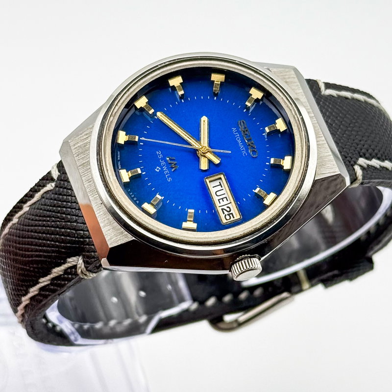 Seiko Seiko - Lord Matic "Gradient Blue Sunburst" 軌跡 (Kiseki) – Orbit Trace - No reserve price - 5606-7320 - Men - 1973 vintage watch - image 8