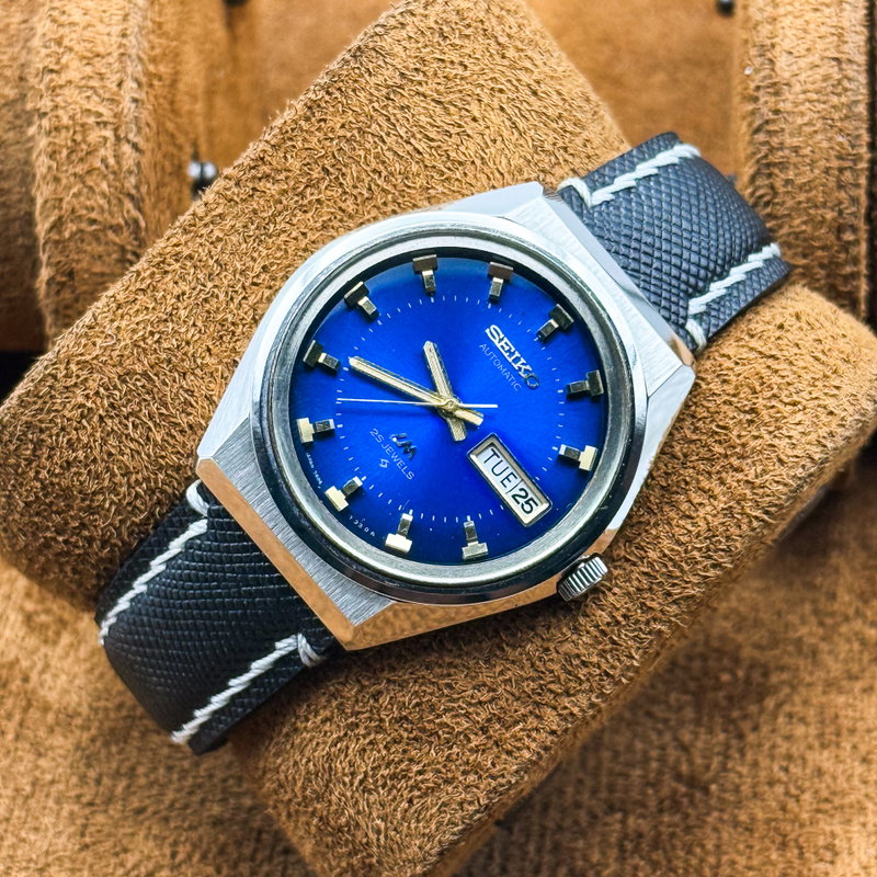 Seiko Seiko - Lord Matic "Gradient Blue Sunburst" 軌跡 (Kiseki) – Orbit Trace - No reserve price - 5606-7320 - Men - 1973 vintage watch - image 14