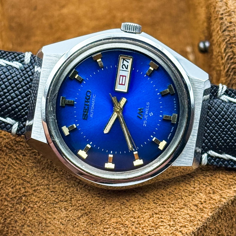 Seiko Seiko - Lord Matic "Gradient Blue Sunburst" 軌跡 (Kiseki) – Orbit Trace - No reserve price - 5606-7320 - Men - 1973 vintage watch - image 24