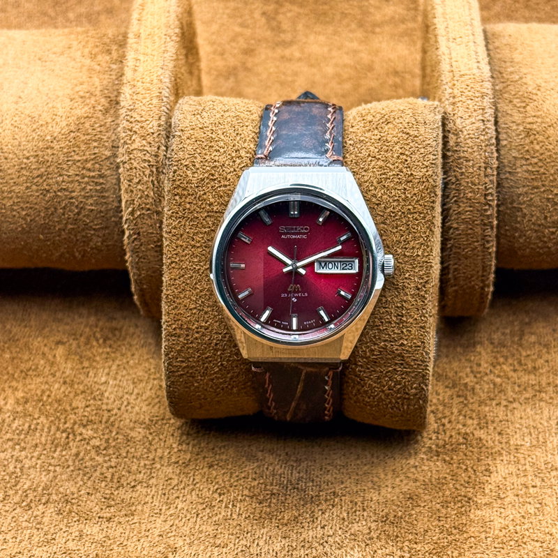 Seiko Seiko - LM "Gradient Vivid Red" 軌影 (Kiei) – Orbital Shadow - No reserve price - 5606-8061 - Men - 1975 vintage watch - image 8
