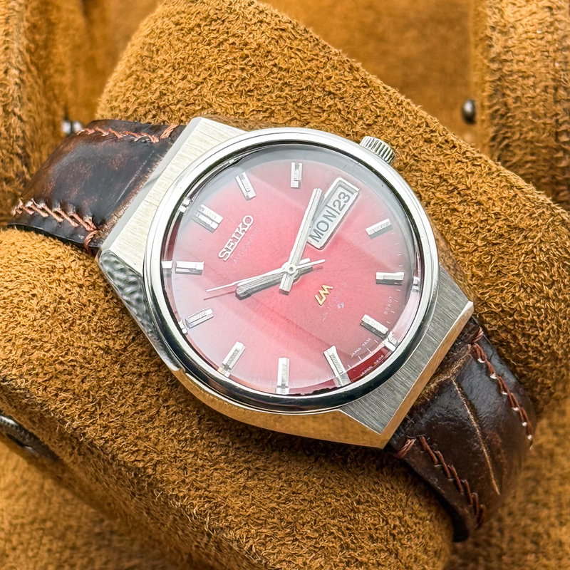 Seiko Seiko - LM "Gradient Vivid Red" 軌影 (Kiei) – Orbital Shadow - No reserve price - 5606-8061 - Men - 1975 vintage watch - image 15