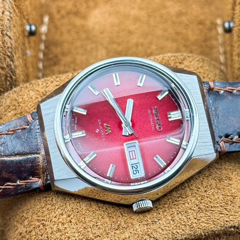 Seiko Seiko - LM "Gradient Vivid Red" 軌影 (Kiei) – Orbital Shadow - No reserve price - 5606-8061 - Men - 1975 vintage watch - image 20