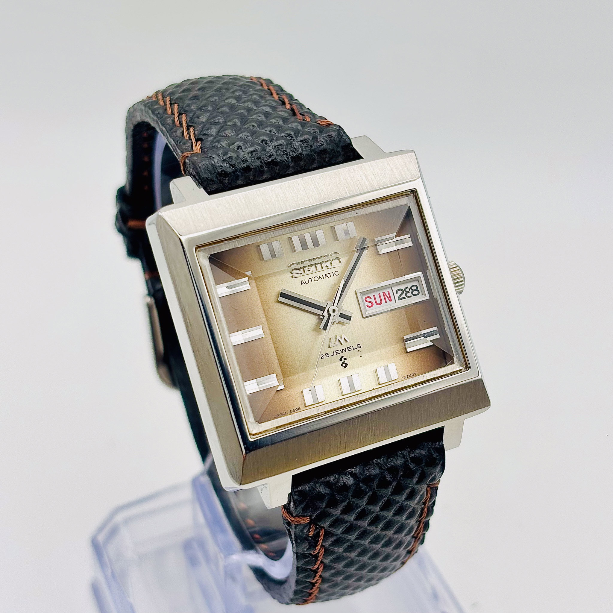 Seiko - LM "Brown Gradient Sunburst" 繊影 – Senei – Delicate Shadow - No reserve price - 5606-5080 - Men - 1973