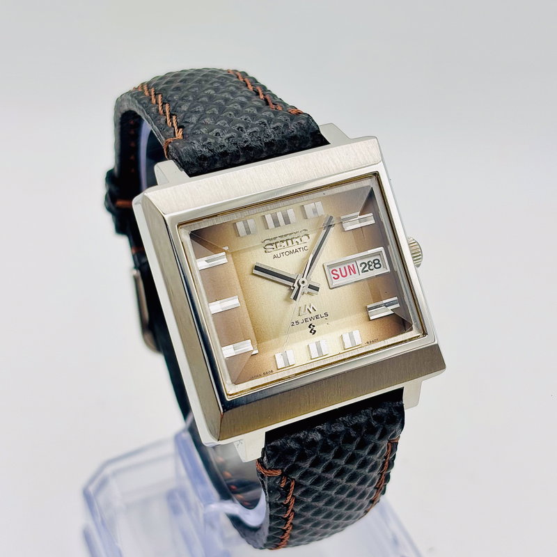 Seiko Seiko - LM "Brown Gradient Sunburst" 繊影 – Senei – Delicate Shadow - No reserve price - 5606-5080 - Men - 1973 vintage watch - image 1