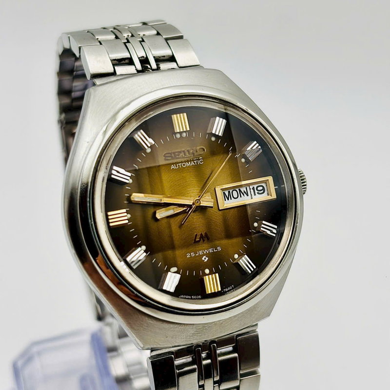 Seiko Seiko - Lord Matic "Gradient Golden Sunburst" - No reserve price - 5606-7300 - Men - 1973 vintage watch - image 2