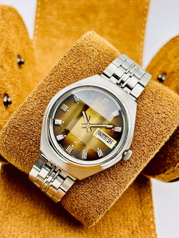 Seiko Seiko - Lord Matic "Gradient Golden Sunburst" - No reserve price - 5606-7300 - Men - 1973 vintage watch - image 15
