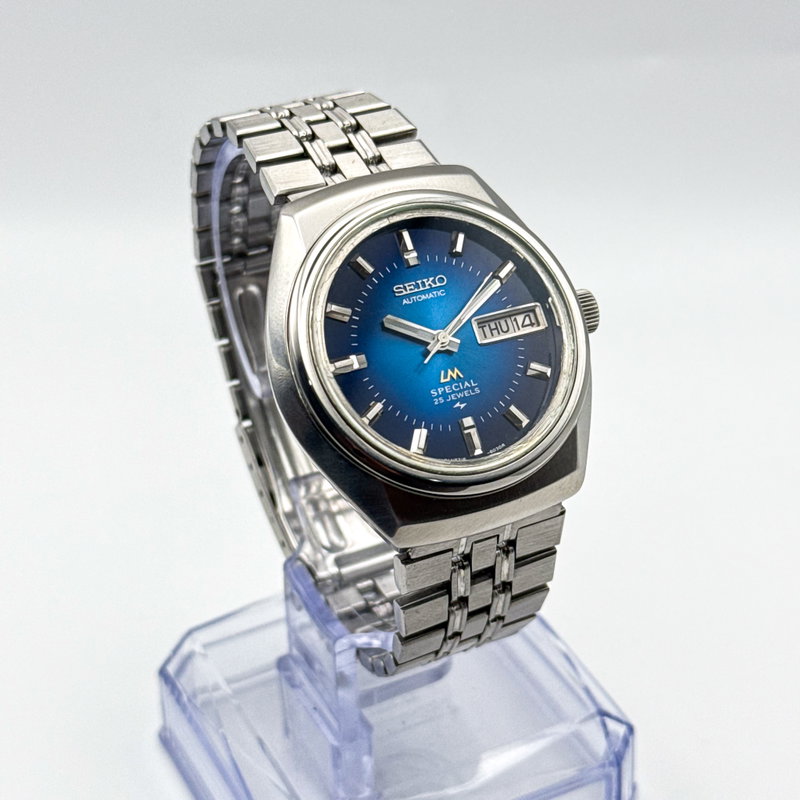 Seiko Seiko - Lord Matic Special "Gradient Deep Blue Sunburst" 月潮 (Tsuki Shio) – Moon Tide - No reserve price - 5216-6030 - Men - 1974 vintage watch - image 1