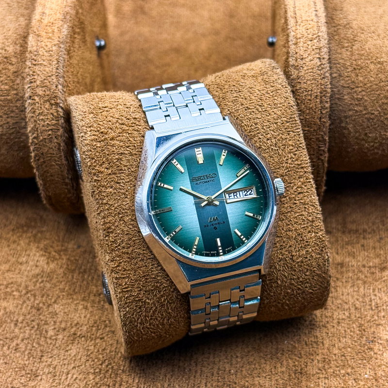 Seiko Seiko - Lord Matic "Gradient Green Sunburst" 幻明 (Genmei) – Illusory Light - No reserve price - 5606-8110 - Men - 1975 vintage watch - image 11