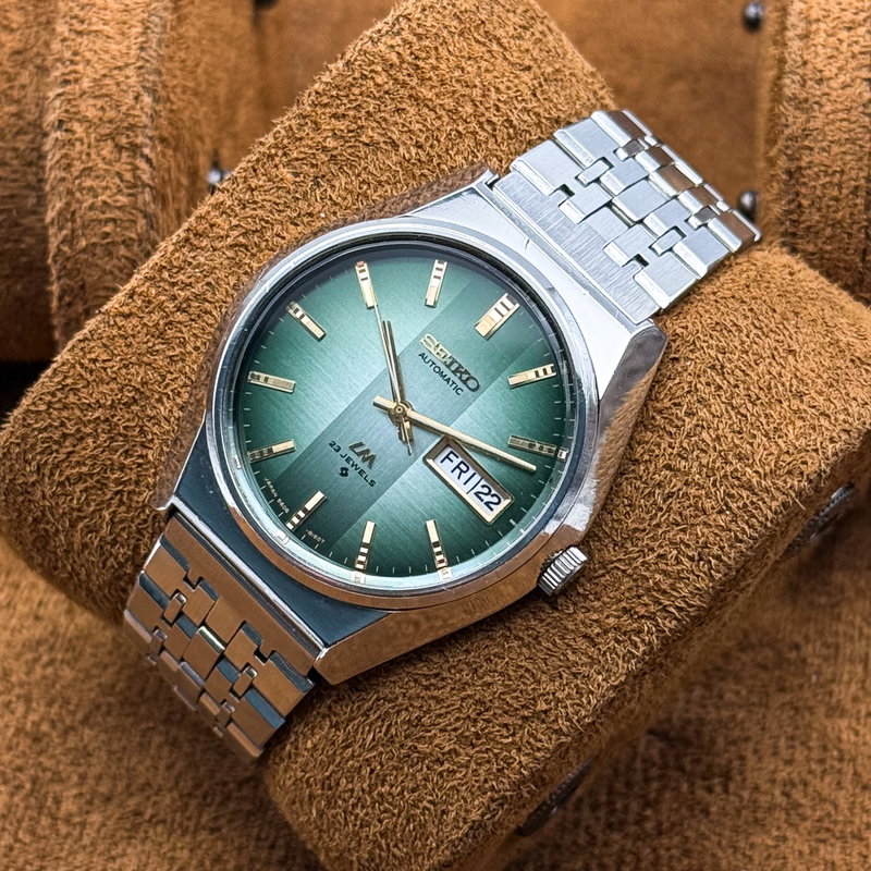 Seiko Seiko - Lord Matic "Gradient Green Sunburst" 幻明 (Genmei) – Illusory Light - No reserve price - 5606-8110 - Men - 1975 vintage watch - image 16