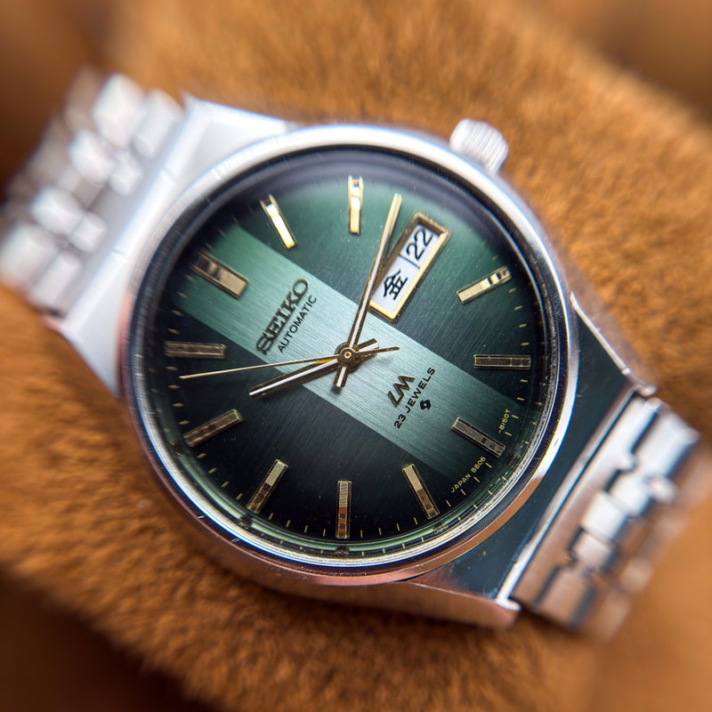 Seiko Seiko - Lord Matic "Gradient Green Sunburst" 幻明 (Genmei) – Illusory Light - No reserve price - 5606-8110 - Men - 1975 vintage watch - image 24