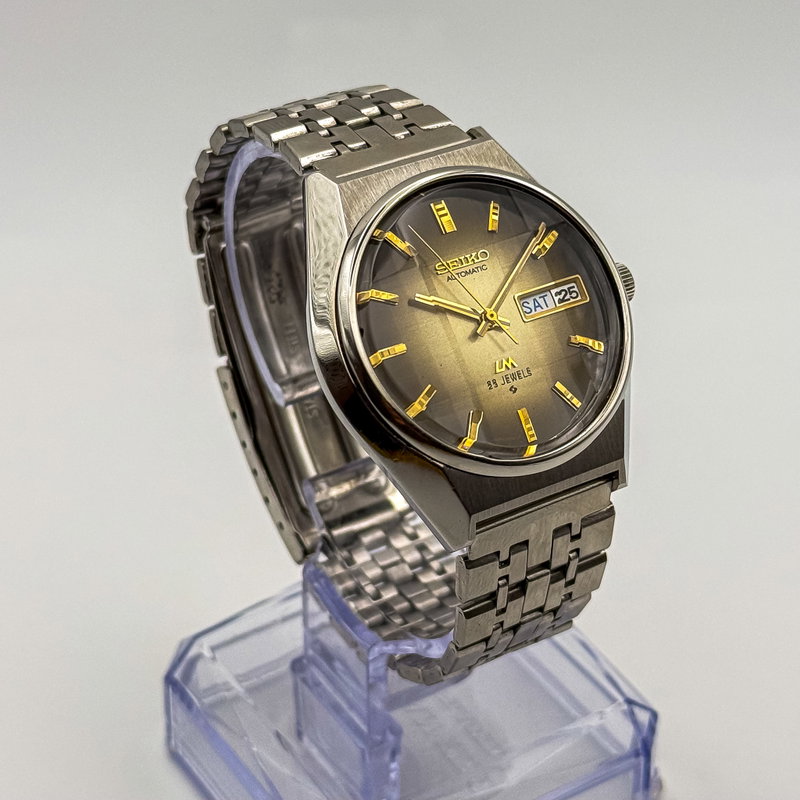 Seiko Seiko - Lord Matic "Golden Gradient Sunburst" 静輝 – Seiki – Quiet Radiance - 5606-8110 - Men - 1975 vintage watch - image 4