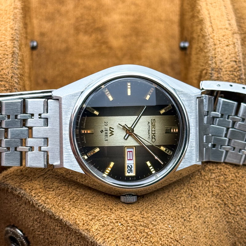 Seiko Seiko - Lord Matic "Golden Gradient Sunburst" 静輝 – Seiki – Quiet Radiance - 5606-8110 - Men - 1975 vintage watch - image 25