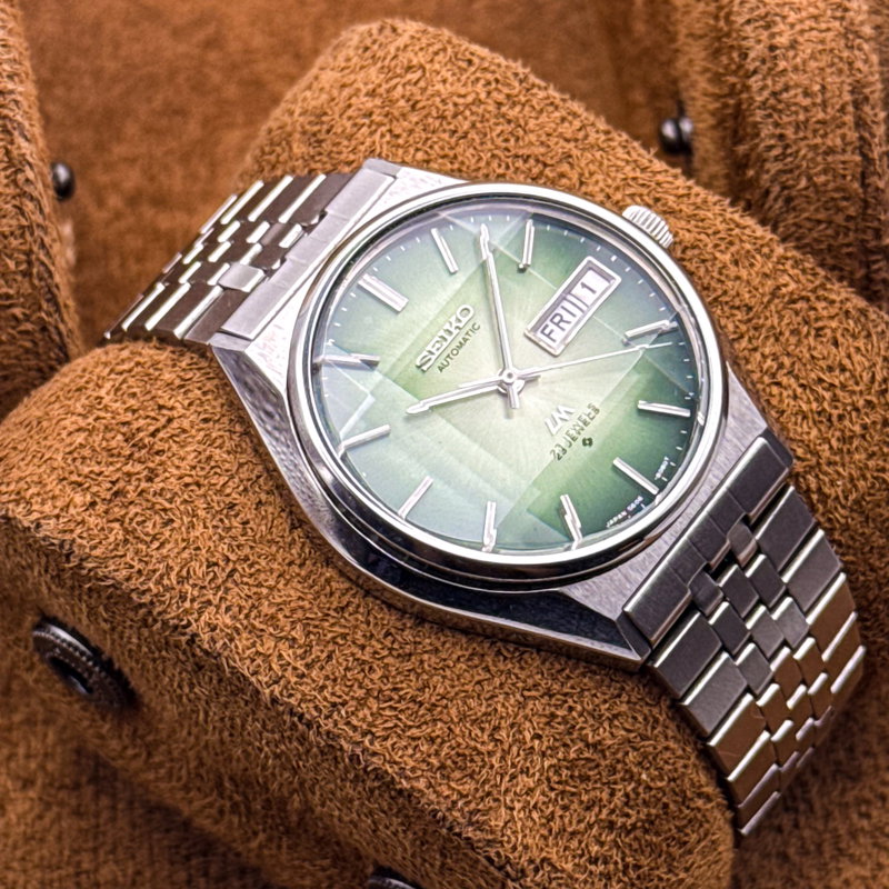 Seiko Seiko - LM "Gradient Green Sunburst" 重時 (Jūji) – Layered Time - No reserve price - 5606-8130 - Men - 1975 vintage watch - image 15