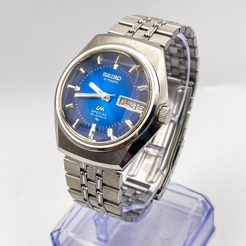Seiko Seiko - LM Special "Gradient Deep Blue Sunburst" [Near-Mint] - 5216-6020 - Men - 1973 vintage watch - image 1
