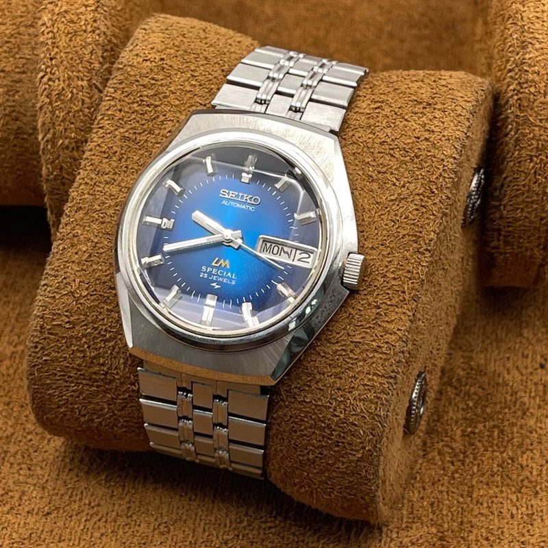 Seiko Seiko - LM Special "Gradient Deep Blue Sunburst" [Near-Mint] - 5216-6020 - Men - 1973 vintage watch - image 3