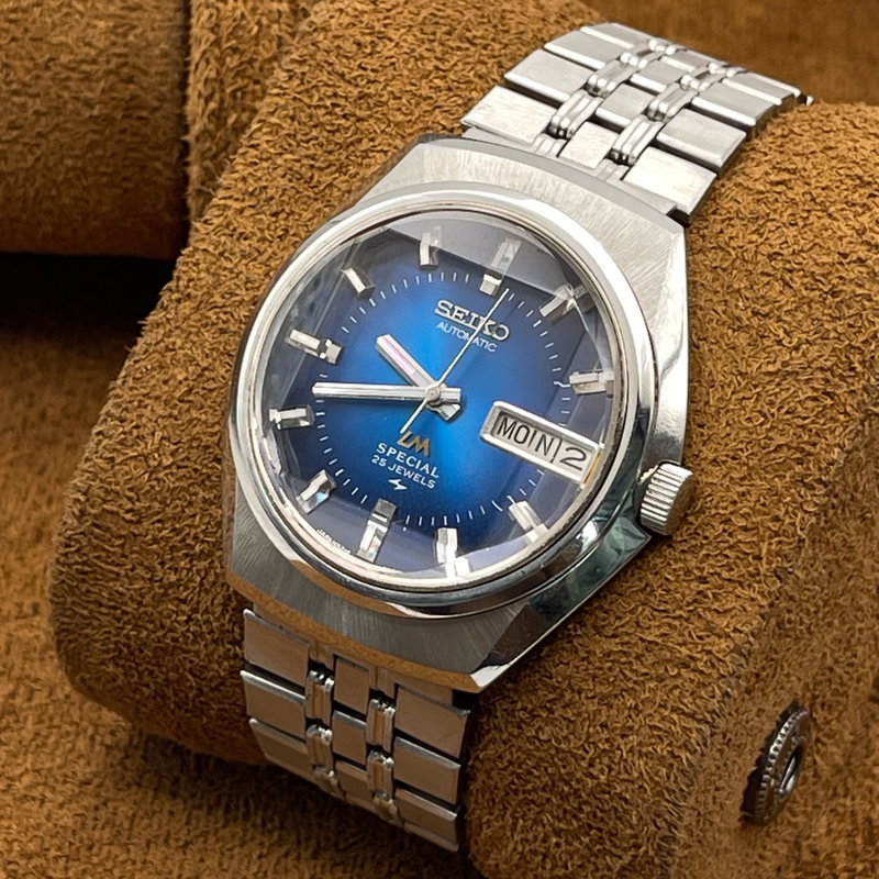 Seiko Seiko - LM Special "Gradient Deep Blue Sunburst" [Near-Mint] - 5216-6020 - Men - 1973 vintage watch - image 9