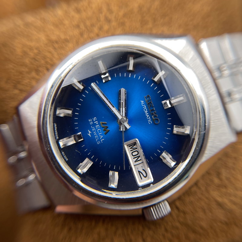 Seiko Seiko - LM Special "Gradient Deep Blue Sunburst" [Near-Mint] - 5216-6020 - Men - 1973 vintage watch - image 10