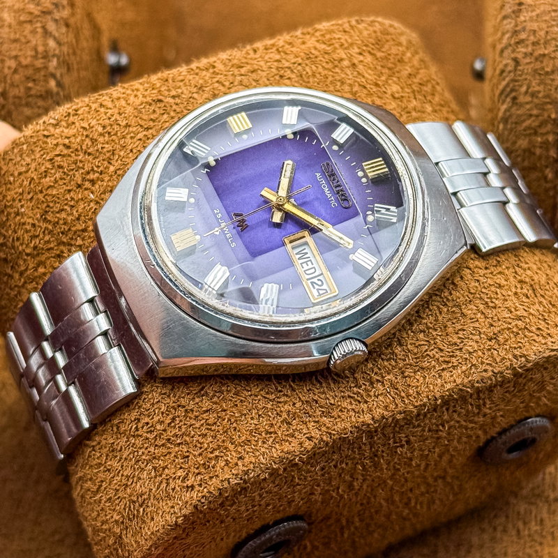 Seiko Seiko - Lord Matic "Gradient Purple Sunburst" 輝軸 – Kijiku – Axis of Light - No reserve price - 5606-7300 - Men - 1974 vintage watch - image 9