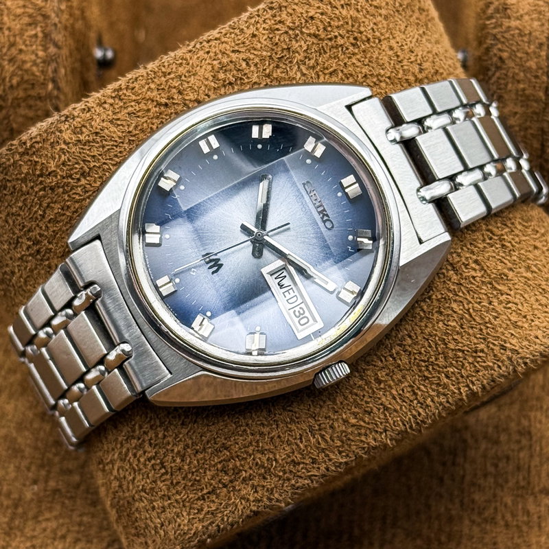Seiko Seiko - Lord Matic "Gradient Blue Sunburst" 空律 (Kūritsu) – Sky Rhythm - No Reserve Price - 5606-7230 - Men - 1973 vintage watch - image 2