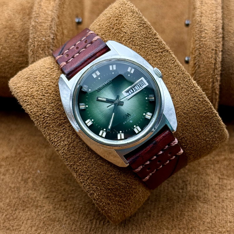 Seiko Seiko - LM “Gradient Green Sunburst” [Serviced] 雅響 (Gakyō) – Elegant Echo - No Reserve Price - 5606-7230 - Men - 1972 vintage watch - image 8