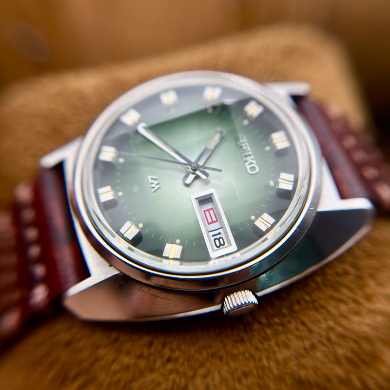 Seiko Seiko - LM “Gradient Green Sunburst” [Serviced] 雅響 (Gakyō) – Elegant Echo - No Reserve Price - 5606-7230 - Men - 1972 vintage watch - image 13