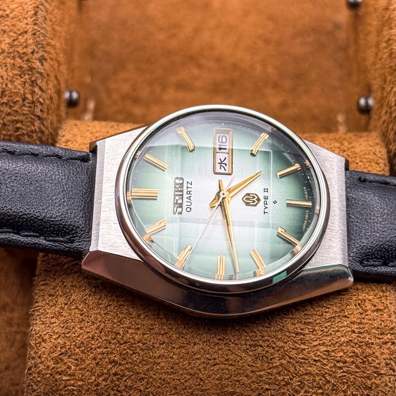 Seiko Seiko - Type II Quartz "Radiant Green Sunburst" [Near-Mint] - No reserve price - Men - 1976 vintage watch - image 17