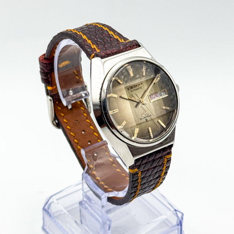 Seiko Seiko - Lord Matic "Gradient Golden Sunburst" 清輝 (Seiki) – Pure Radiance - No reserve price - 5606-8110 - Men - 1975 vintage watch - image 4