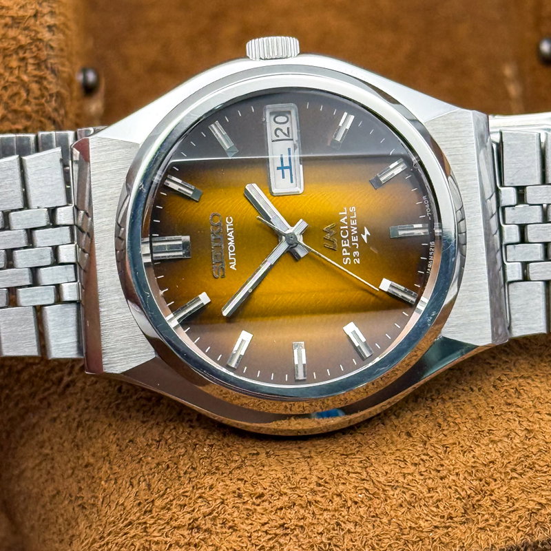 Seiko Seiko - Lord Matic Special "Gradient Amber Sunburst" 皇霊 (Kōrei) – Imperial Spirit - 5216-7040 - Men - 1975 vintage watch - image 23