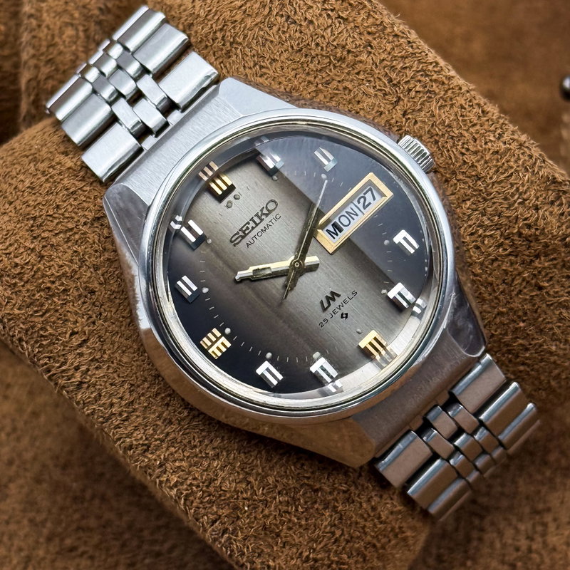 Seiko Seiko - Lord Matic “Gradient Grey Sunburst” [Near-Mint] - 5606-7290 - Men - 1973 vintage watch - image 13