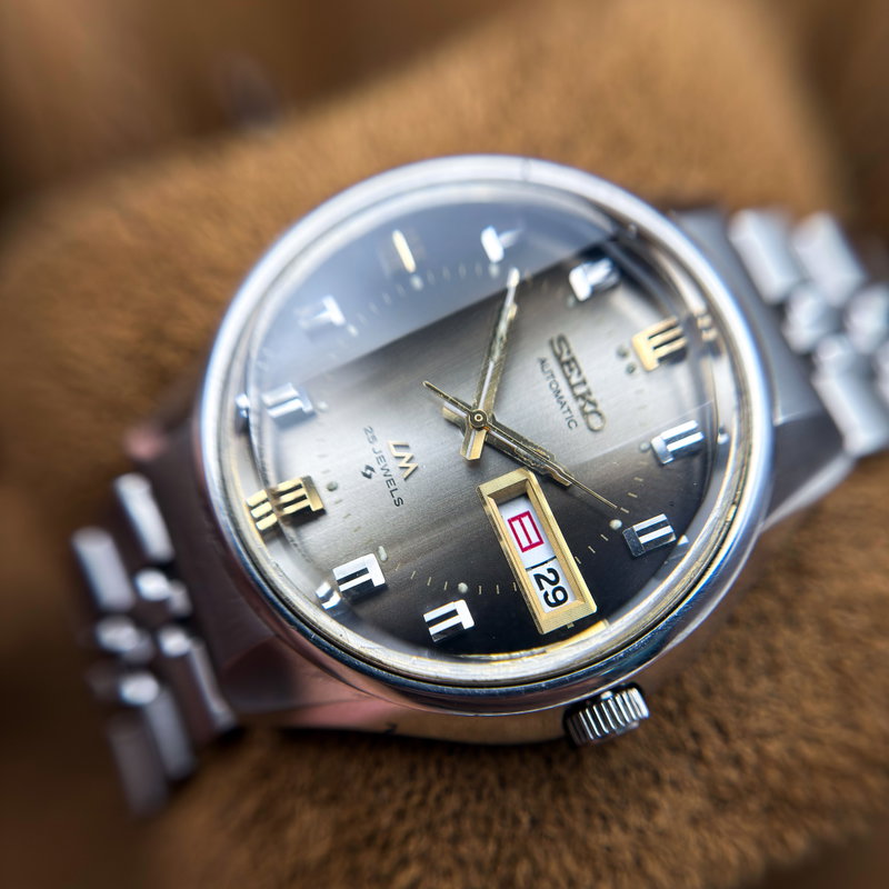 Seiko Seiko - Lord Matic “Gradient Grey Sunburst” [Near-Mint] - 5606-7290 - Men - 1973 vintage watch - image 16
