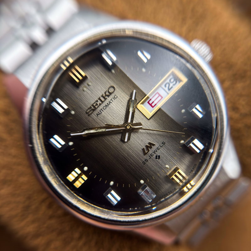 Seiko Seiko - Lord Matic “Gradient Grey Sunburst” [Near-Mint] - 5606-7290 - Men - 1973 vintage watch - image 19
