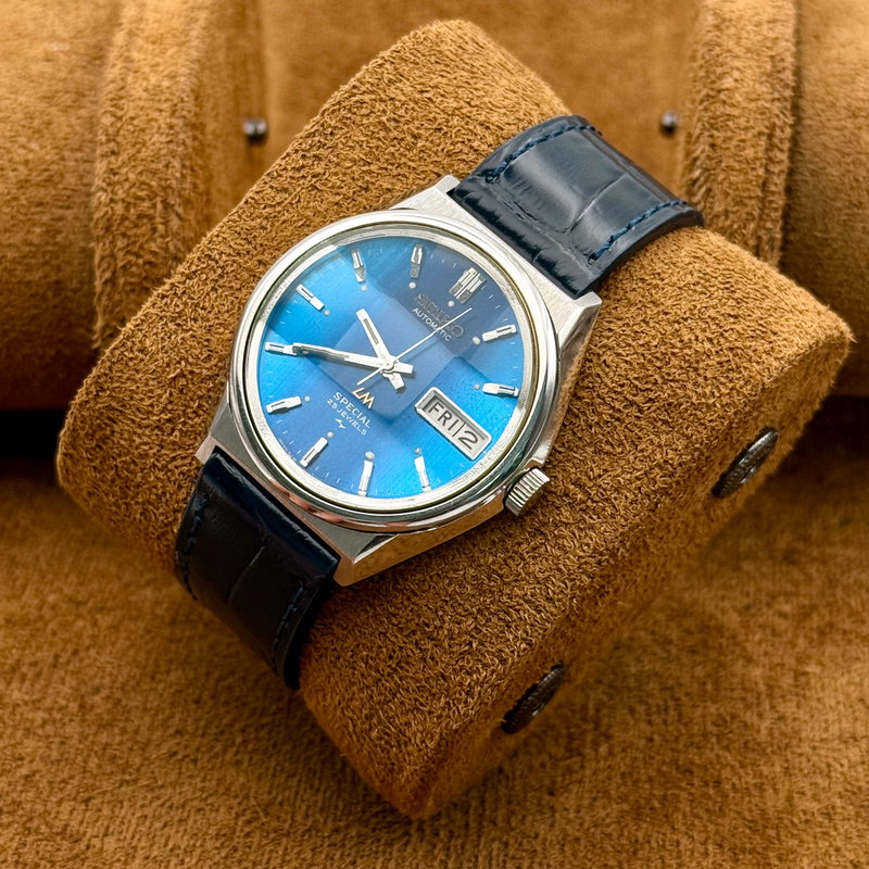 Seiko Seiko - LM Special "Gradient Vivid Blue Sunburst" 青嵐 (Ao Arashi) – Blue Storm - No Reserve Price - 5216-7000 - Men - 1974 vintage watch - image 10