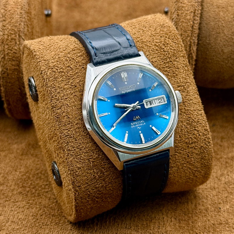 Seiko Seiko - LM Special "Gradient Vivid Blue Sunburst" 青嵐 (Ao Arashi) – Blue Storm - No Reserve Price - 5216-7000 - Men - 1974 vintage watch - image 12