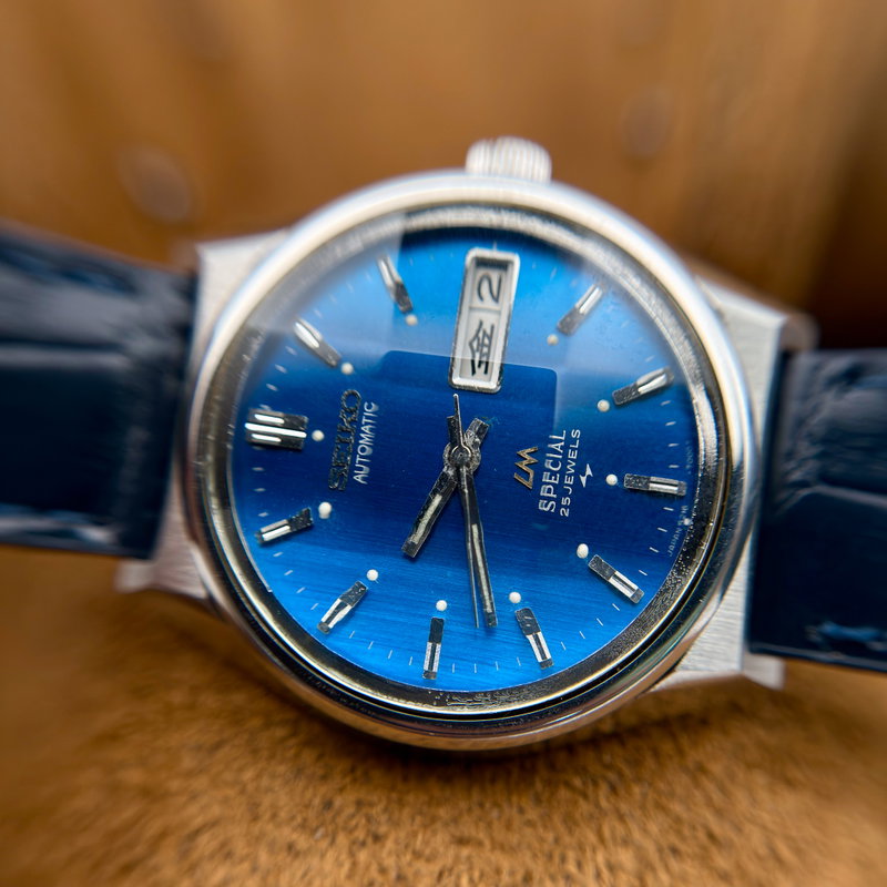 Seiko Seiko - LM Special "Gradient Vivid Blue Sunburst" 青嵐 (Ao Arashi) – Blue Storm - No Reserve Price - 5216-7000 - Men - 1974 vintage watch - image 21