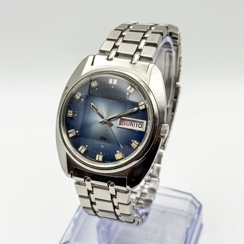 Seiko Seiko - Lord Matic "Gradient Blue Sunburst" - No reserve price - 5606-7231 - Men - 1973 vintage watch - image 1